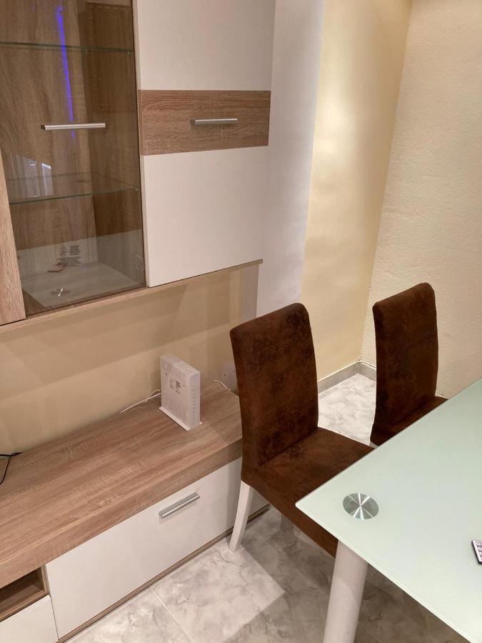 Apartamento A 100 Metros De La Playa Malvarrosa Apartment Valencia Bagian luar foto